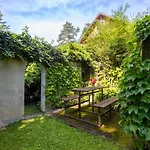 Jestrebice 8 By Interhome Dobřeň